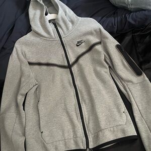 Nike Tech - Nike Heather Gray Full-Zip Hoodie